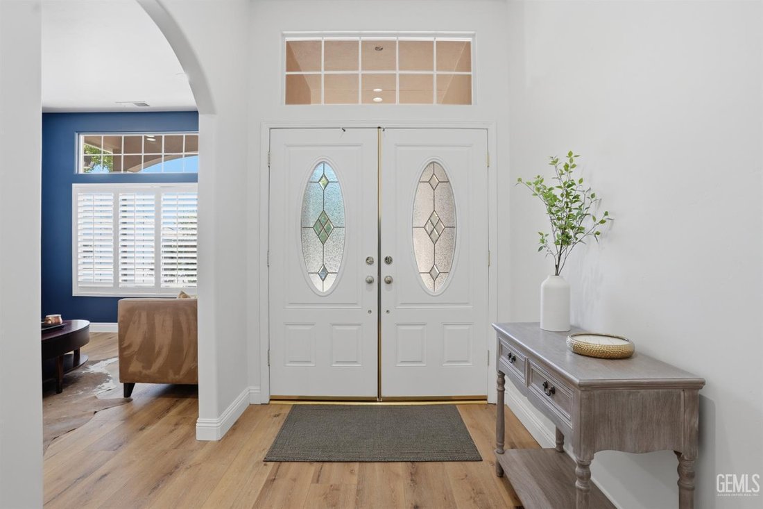 House in Bakersfield, California, United States 3 - 18134116