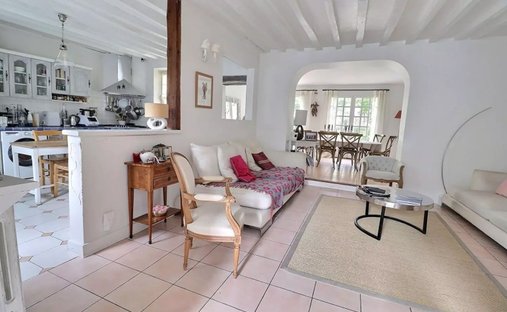 Haus in Forêt, Saint-Germain-en-Laye, Frankreich 1