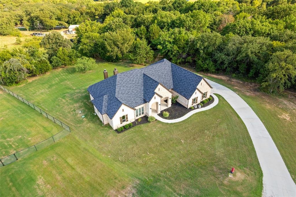 House in Azle, Texas, United States 1 - 18132611