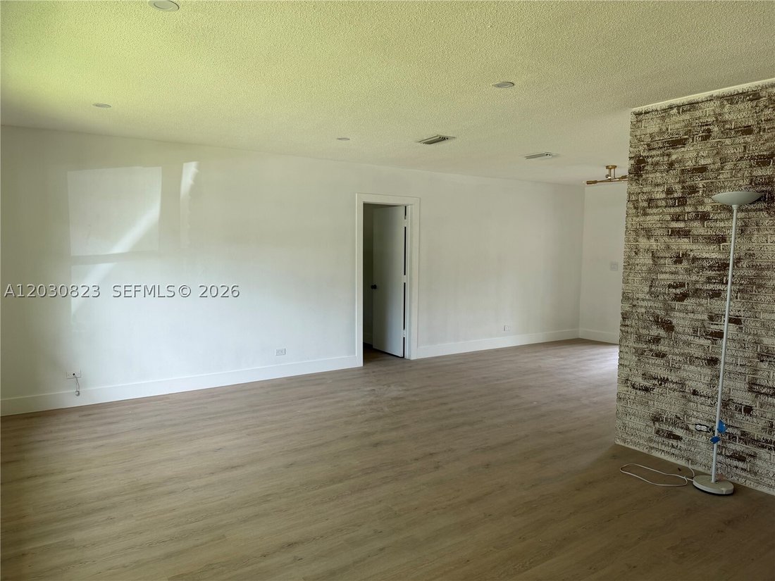 House in Plantation, Florida, United States 2 - 18132925