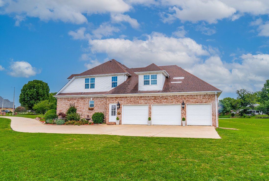 House in Dyersburg, Tennessee, United States 2 - 18132305