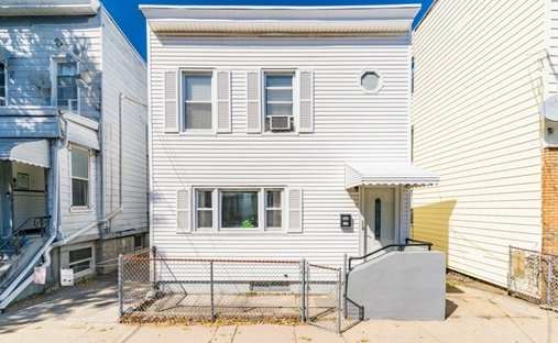 House in Jersey City, New Jersey, United States 1