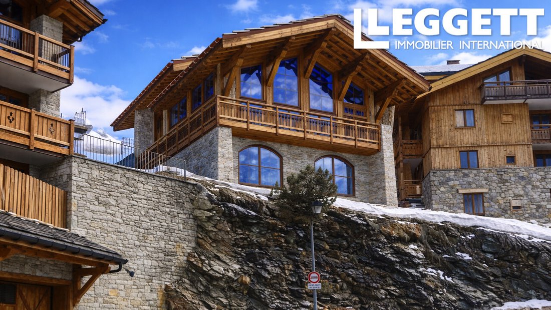 Chalet in Val-d'Isere, Auvergne-Rhône-Alpes, France 1 - 16591256