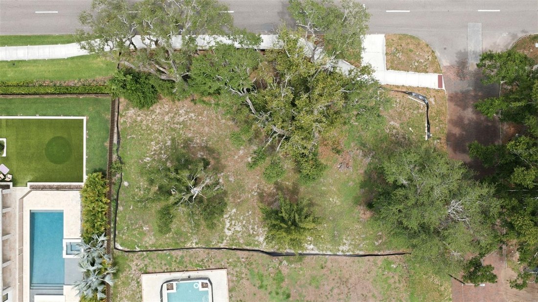 Land in St. Petersburg, Florida, United States 1 - 18133183