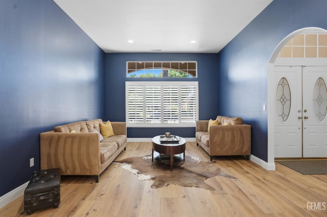 House in Bakersfield, California, United States 4 - 18134116