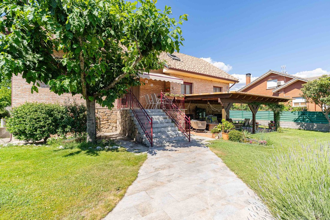 House in Guadarrama, Comunidad de Madrid, Spain 3 - 18133381