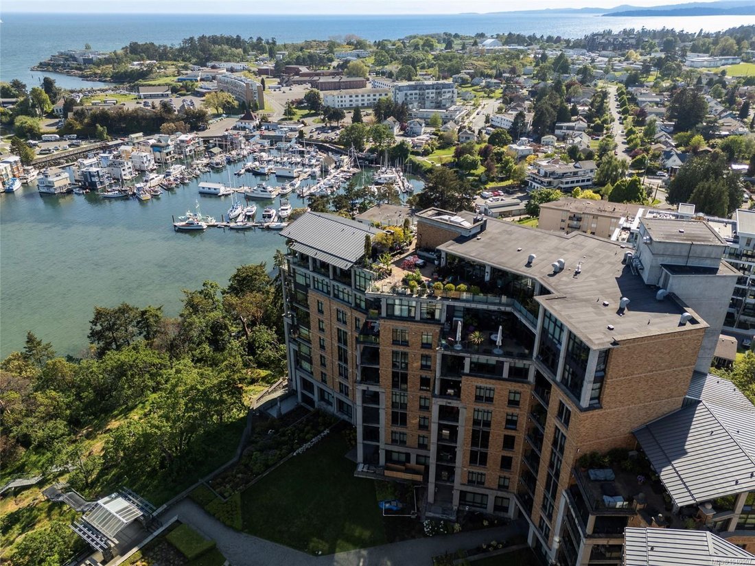 Condo in Victoria, British Columbia, Canada 2 - 18133228