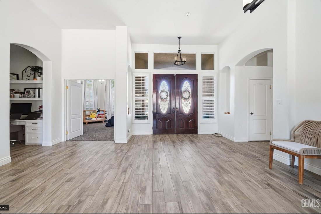 House in Bakersfield, California, United States 4 - 18134125