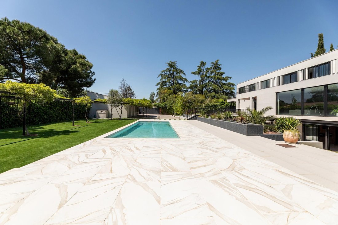 Villa in Majadahonda, Comunidad de Madrid, Spain 4 - 17809011
