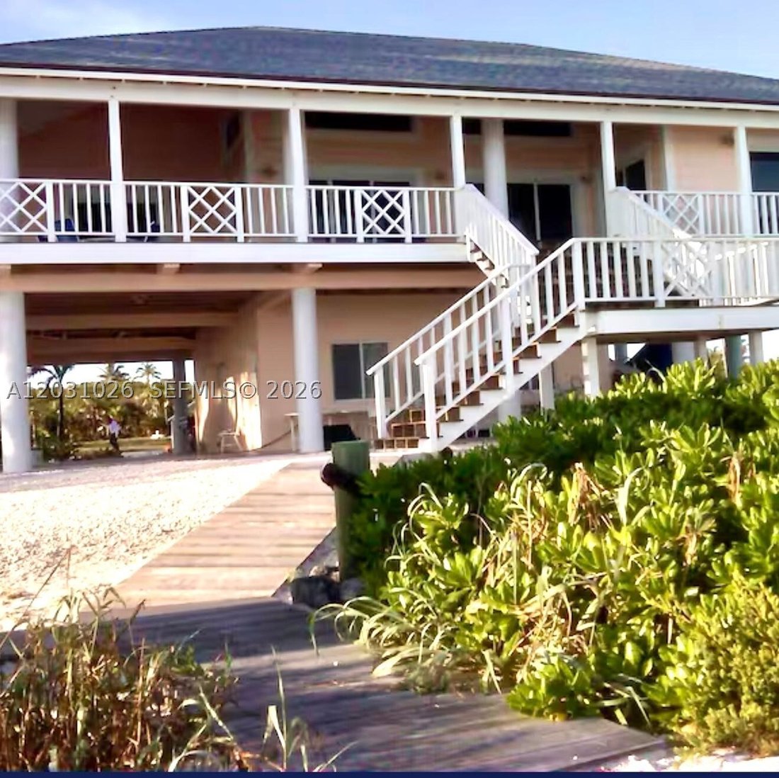 House in Miami, Florida, United States 2 - 18132948