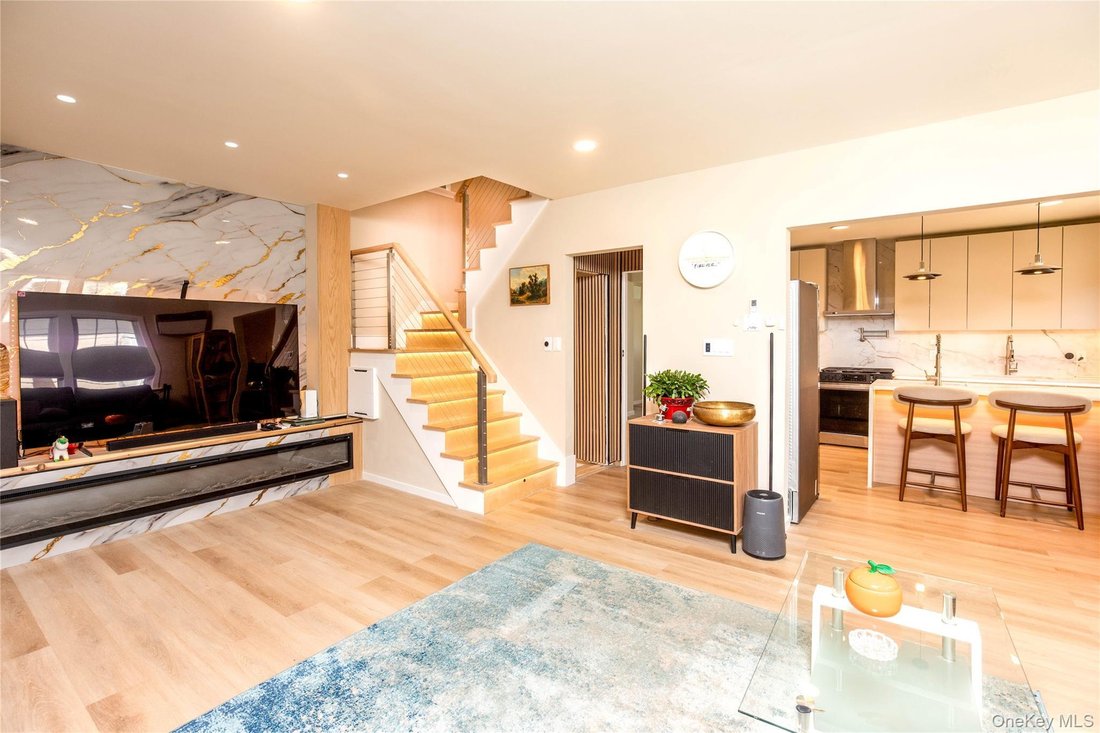 House in New York, New York, United States 5 - 18131559