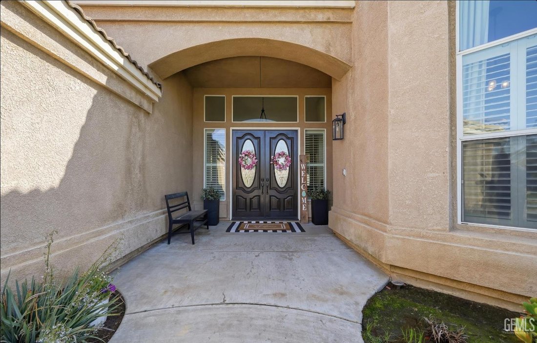 House in Bakersfield, California, United States 3 - 18134125