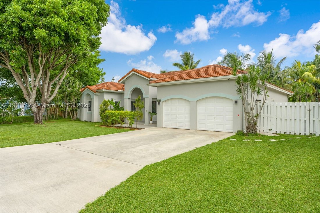 House in Miami, Florida, United States 1 - 17205882