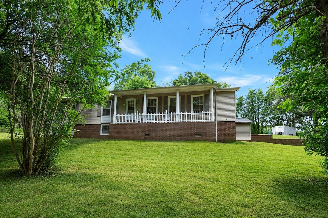 House in Cottontown, Tennessee, United States 1 - 18132222