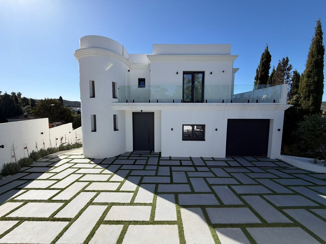 Villa in Sotogrande, San Roque, Andalusia 2 - 18131506