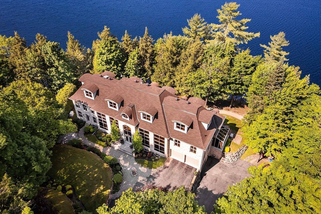 House in Val-des-Monts, Quebec, Canada 3 - 18133231