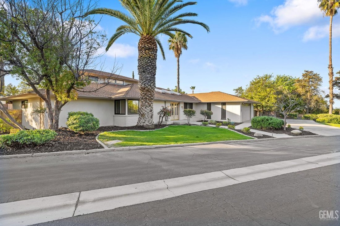 House in Bakersfield, California, United States 3 - 18134132