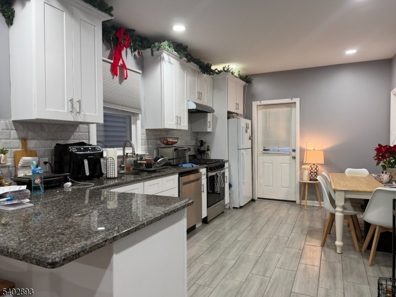 Apartment in Elizabeth, New Jersey, United States 3 - 18134083
