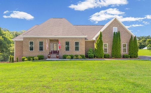 House in Cunningham, Tennessee, United States 1