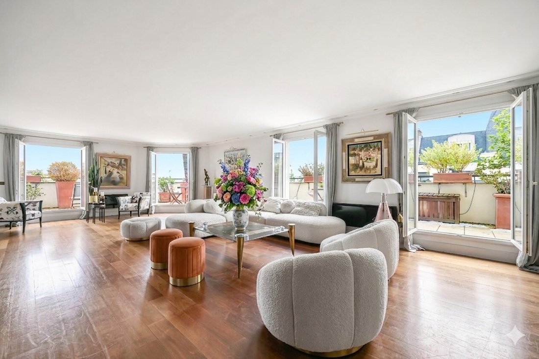 Apartment in Saint-Mande, Ile-de-France, France 2 - 16923259