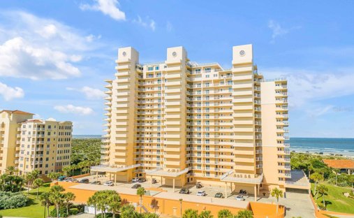 Condo in New Smyrna Beach, Florida, United States 1