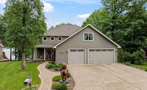 House in Mikana, Wisconsin, United States 1
