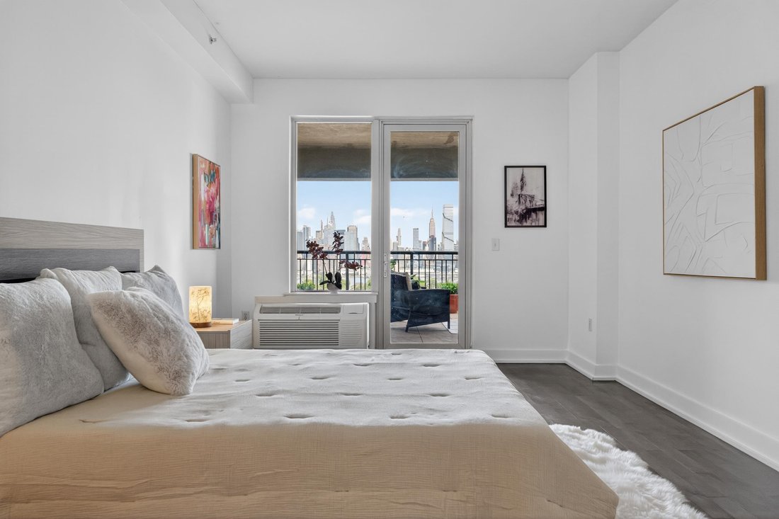 Condo in Union City, New Jersey, United States 5 - 18133096