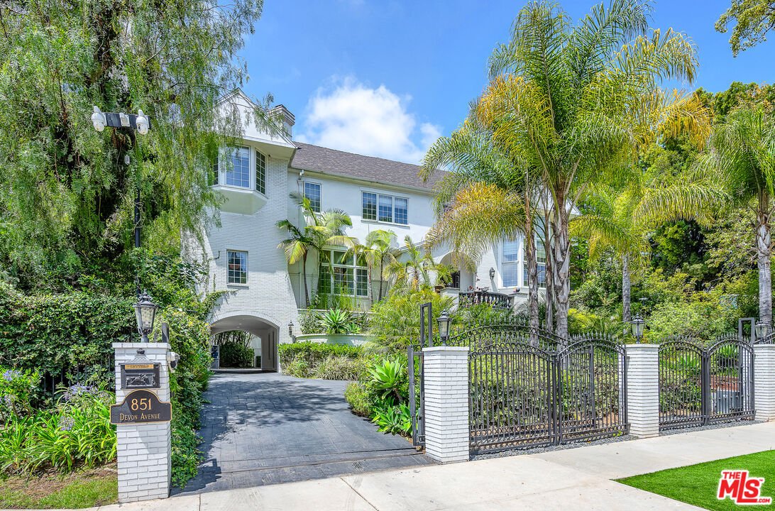 House in Los Angeles, California, United States 1 - 18133126