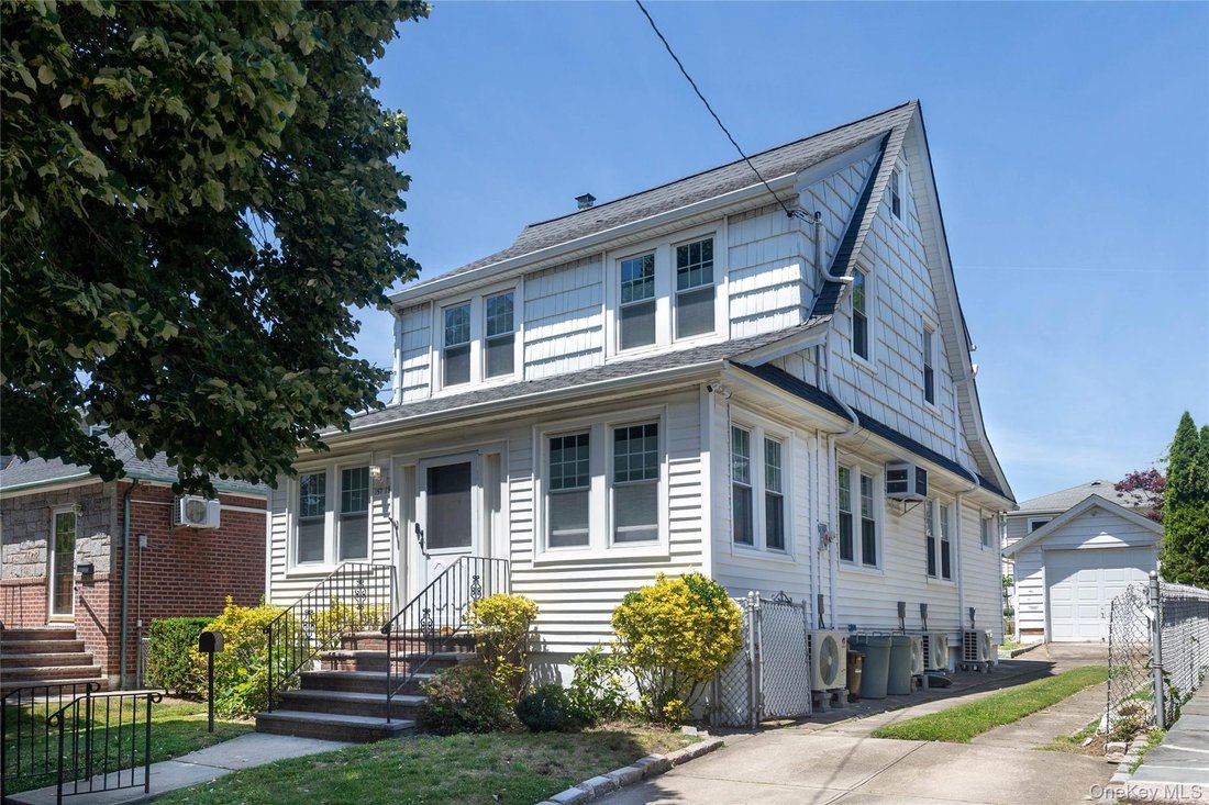 House in New York, New York, United States 1 - 18131559