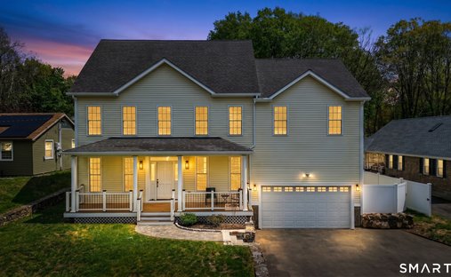 House in Southington, Connecticut, United States 1