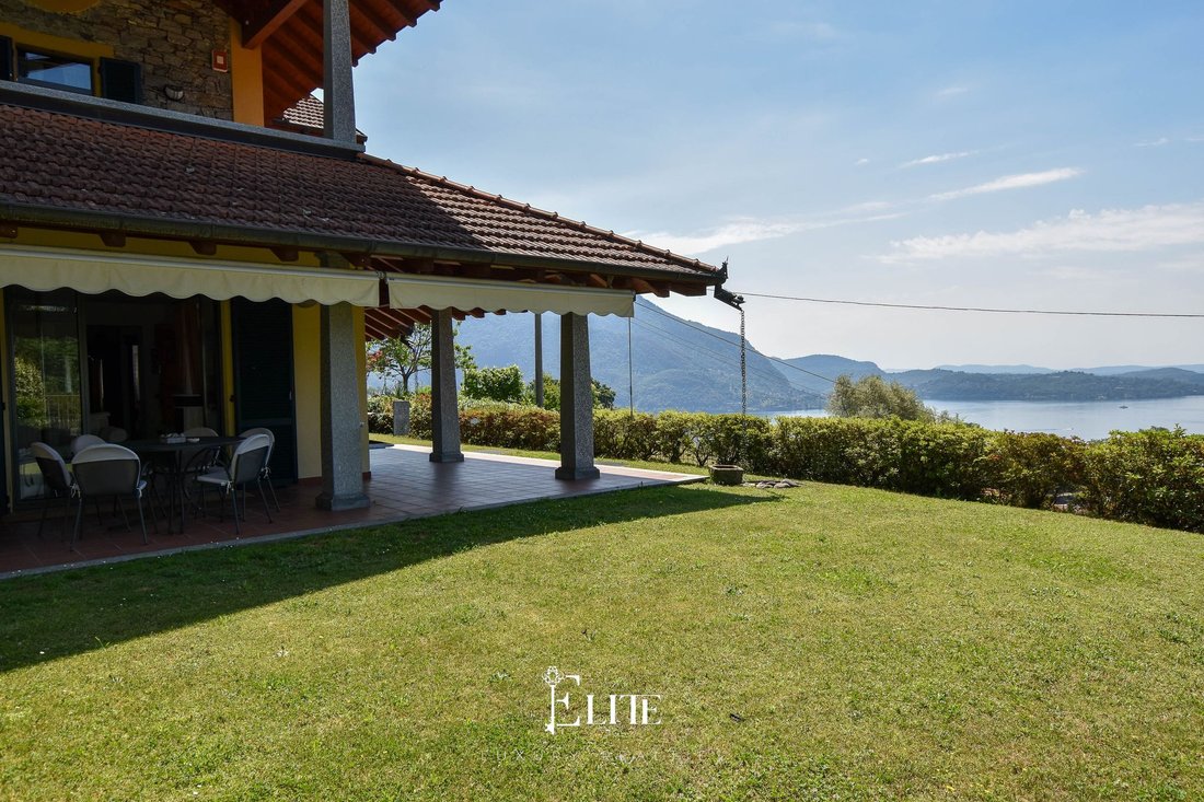 Villa in Ghiffa, Piedmont, Italy 2 - 18140702