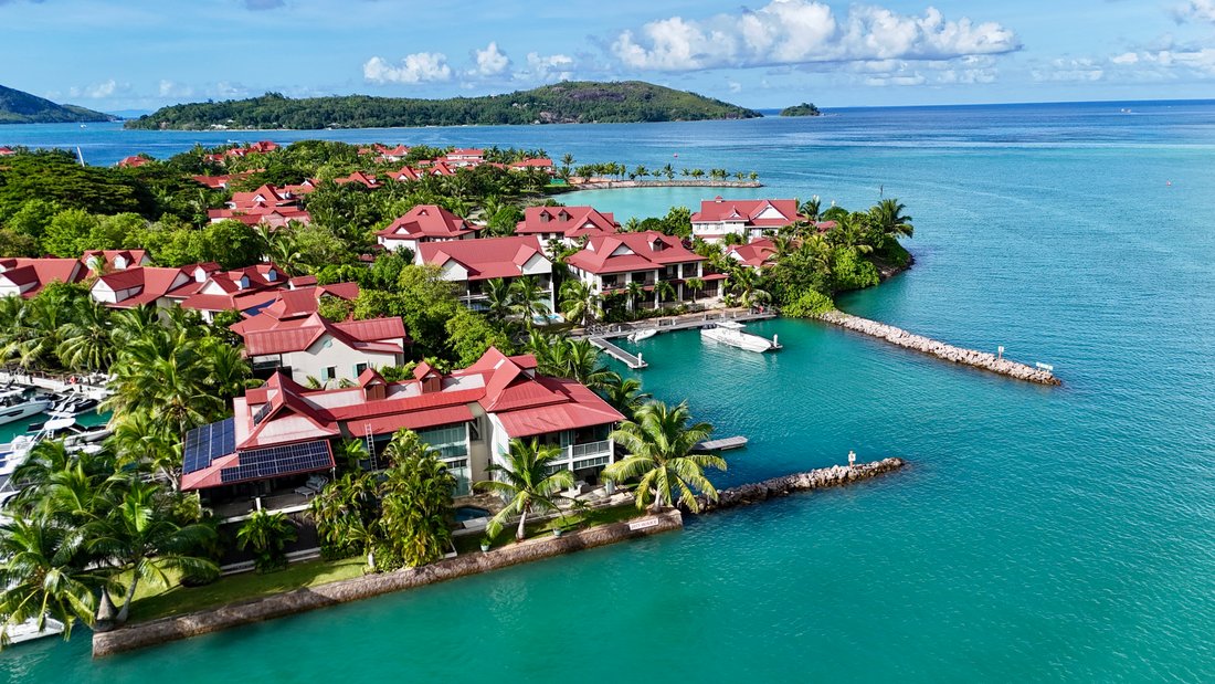 House in Victoria, Mont Fleuri, Seychelles 4 - 18141448