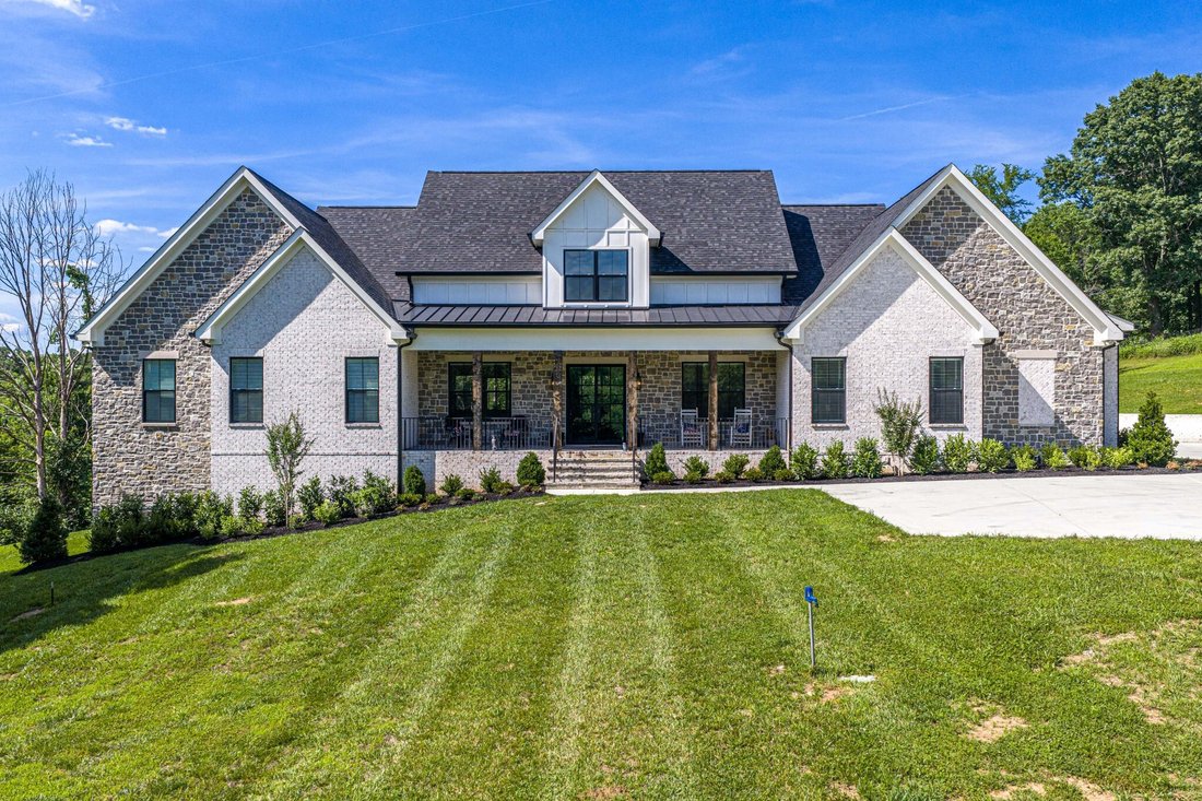 House in Columbia, Tennessee, United States 1 - 18141042