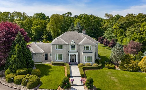House in Hamilton, Ontario, Canada 1