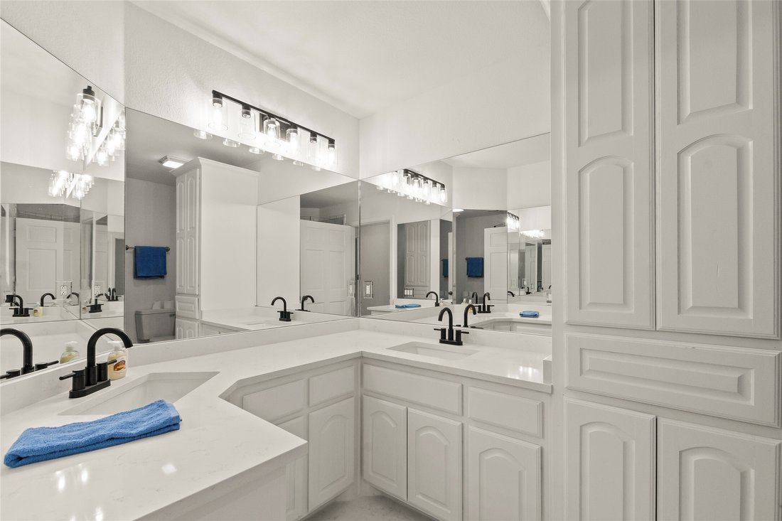 House in Gun Barrel City, Texas, United States 5 - 18133167