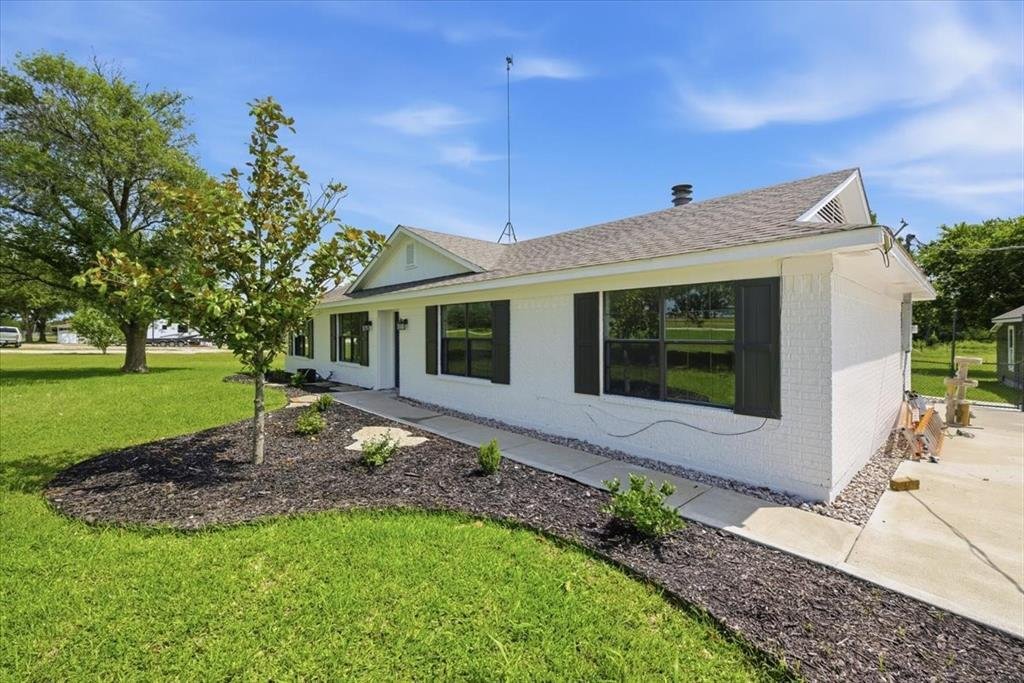 House in Lorena, Texas, United States 3 - 18141588