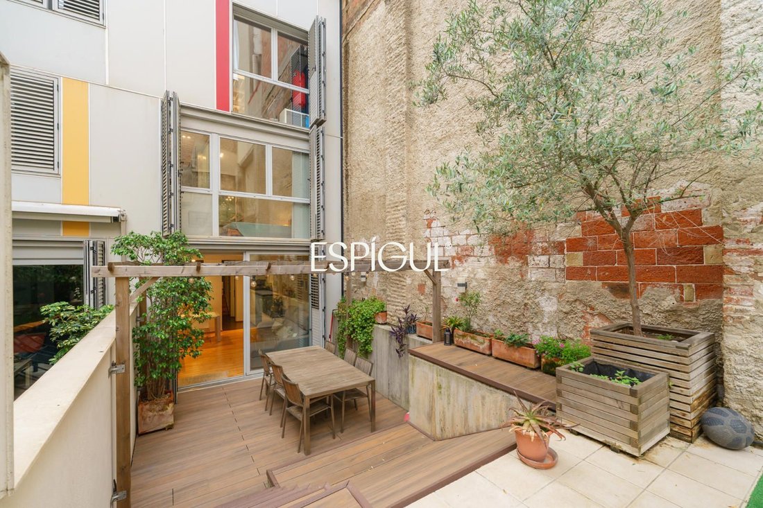 Villa in Sants-Montjuic, Barcelona, Spain 3 - 18140720