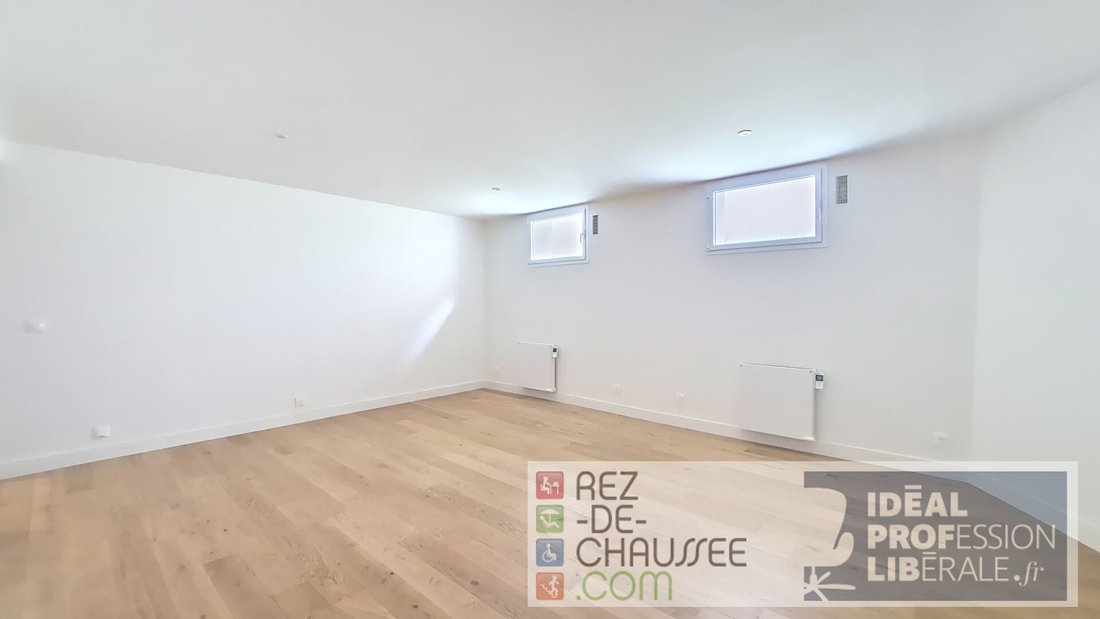 Apartment in La Fourche-Guy Môquet, Paris 17e Arrondissement, Paris 5 - 18142014