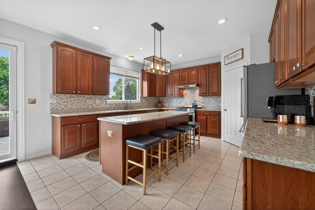 House in North Aurora, Illinois, United States 3 - 18142127