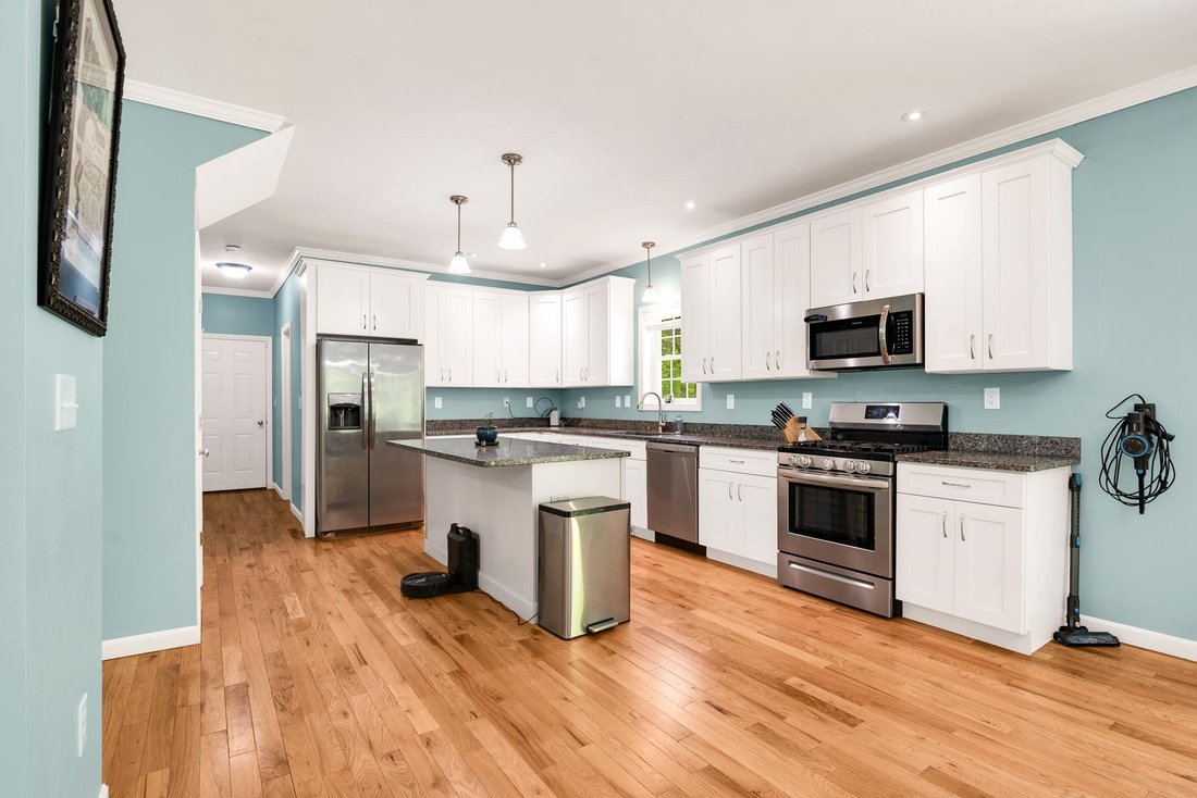 House in Lee, New Hampshire, United States 4 - 18141806