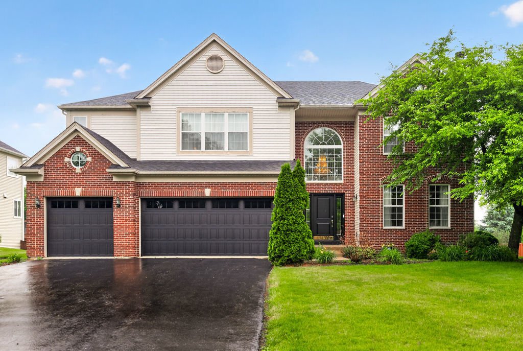 House in North Aurora, Illinois, United States 1 - 18142127
