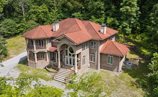 House in Christiana, Tennessee, United States 1