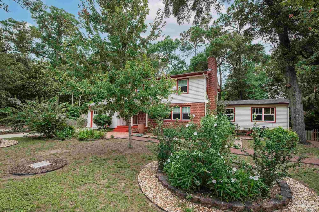 House in Pensacola, Florida, United States 5 - 18140644