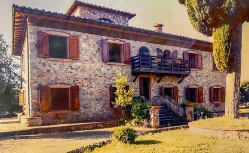 Villa in Monticiano, Tuscany, Italy 1