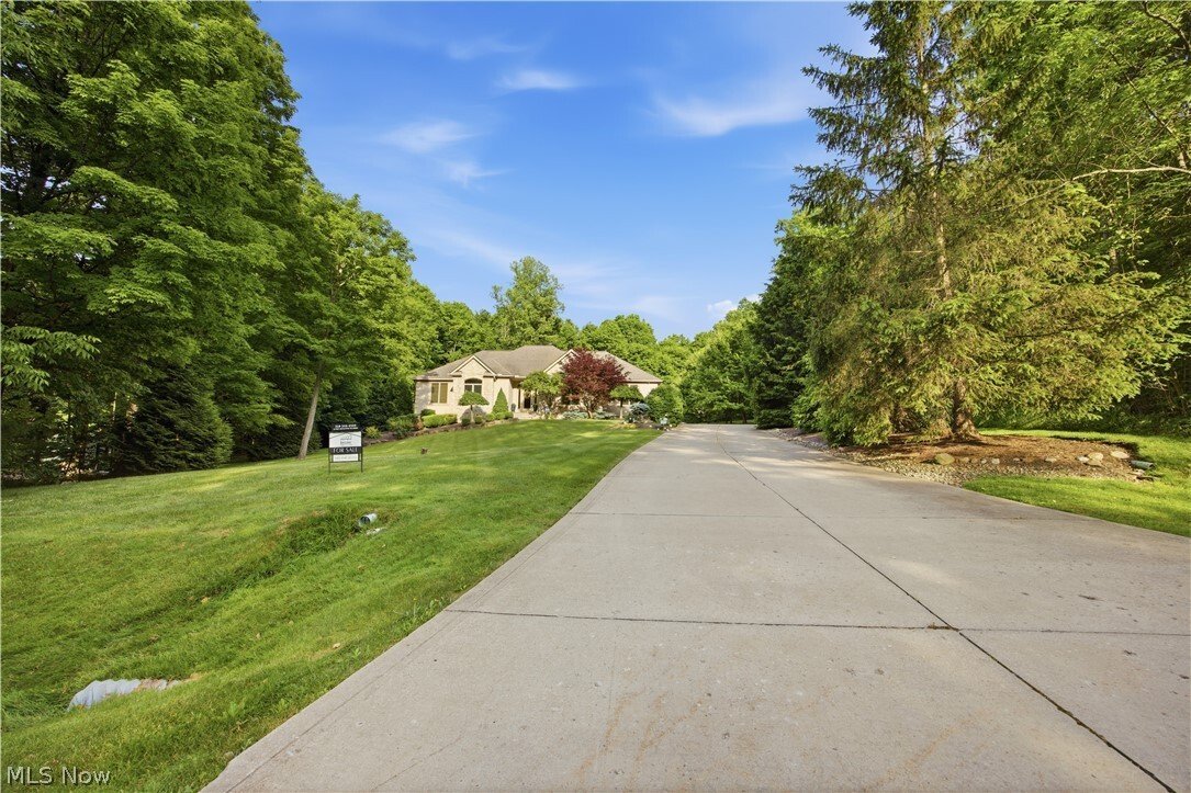 House in Chagrin Falls, Ohio, United States 2 - 18085986
