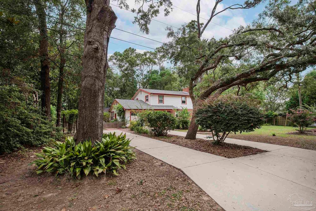 House in Pensacola, Florida, United States 1 - 18140644