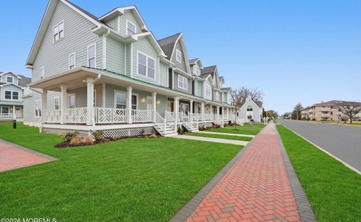 Condo in Avon-by-the-Sea, New Jersey, United States 1