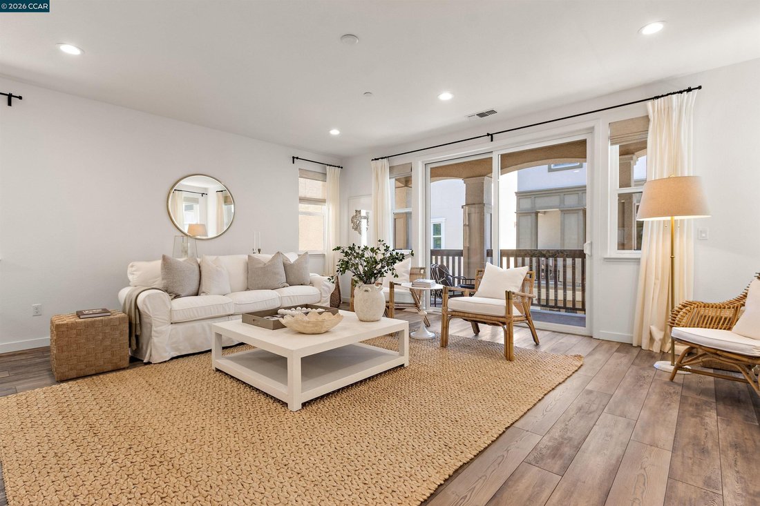 Townhouse in Pleasant Hill, California, United States 5 - 18140748