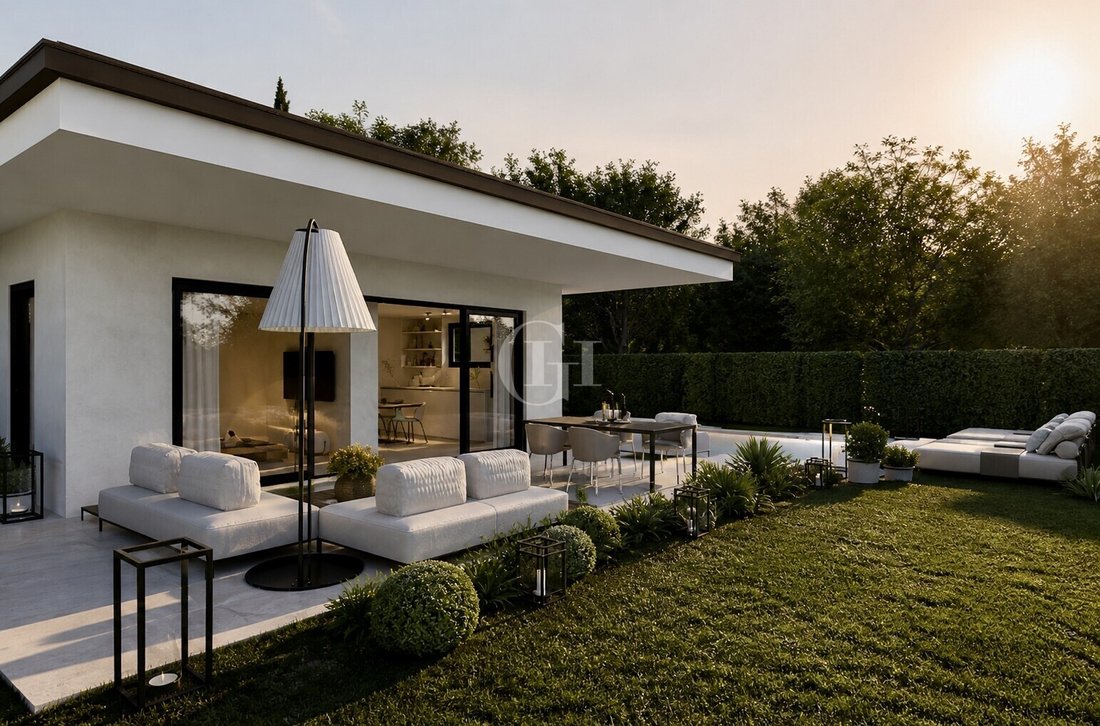 Villa in Manerba del Garda, Lombardy, Italy 3 - 18141068