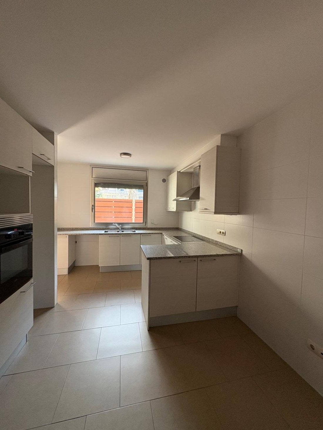 Apartment in Escaldes-Engordany, Escaldes-Engordany, Andorra 5 - 18141507